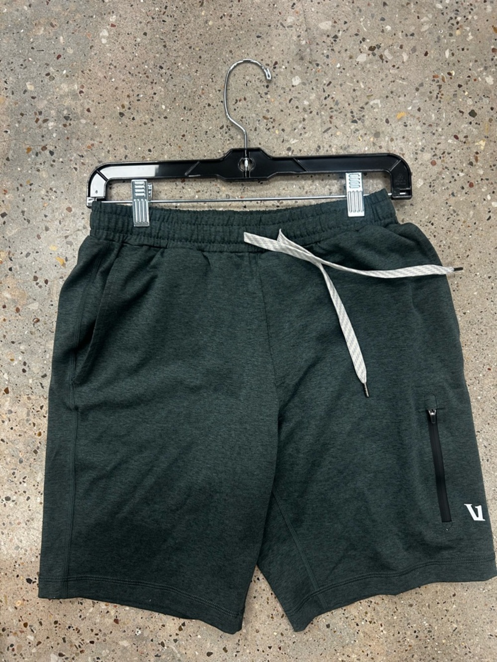 Vuori men’s shorts XS
